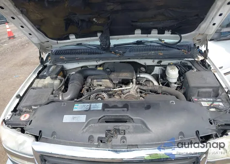 2005 GMC Sierra 2500Hd Sle from USA, damaged, VIN 1GTHK23255F811576